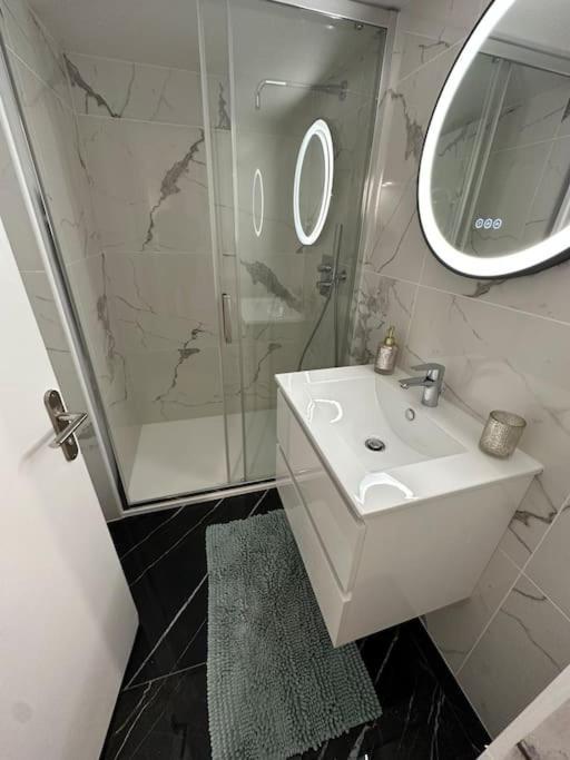 Superbe Avec Privatif Apartment *